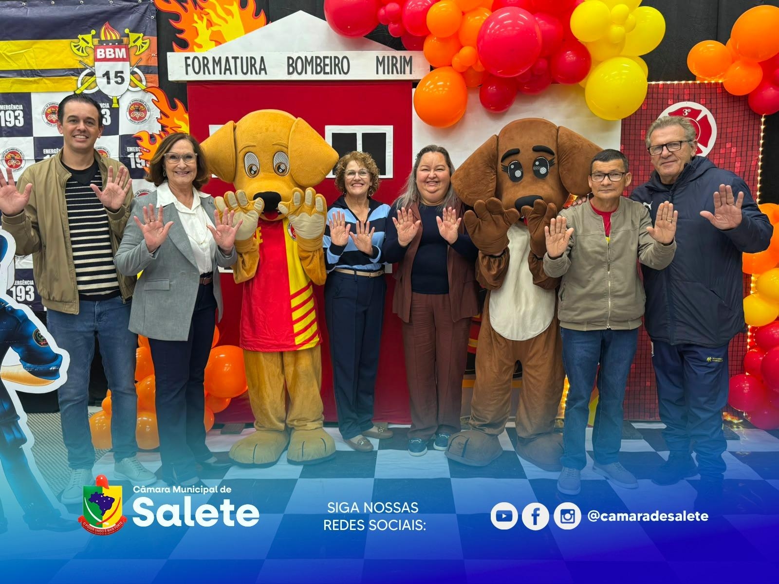 Mais de 120 alunos celebram formatura do Programa Bombeiro Mirim em Salete